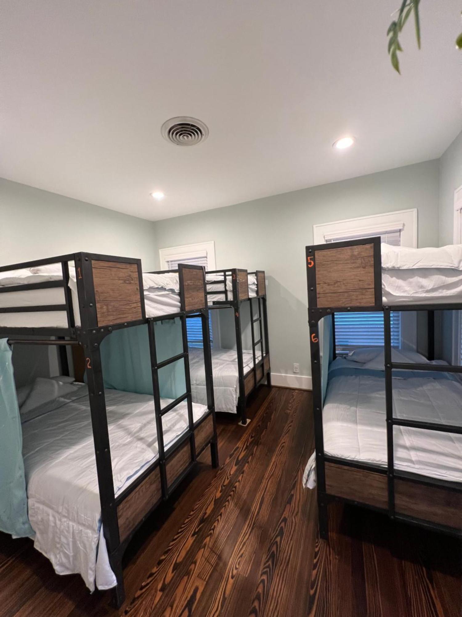 Mycrib Houston Hostel מראה חיצוני תמונה
